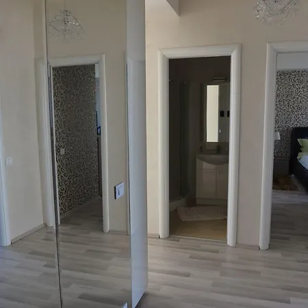 Apartment Suite Home Accommodation Bucharest
