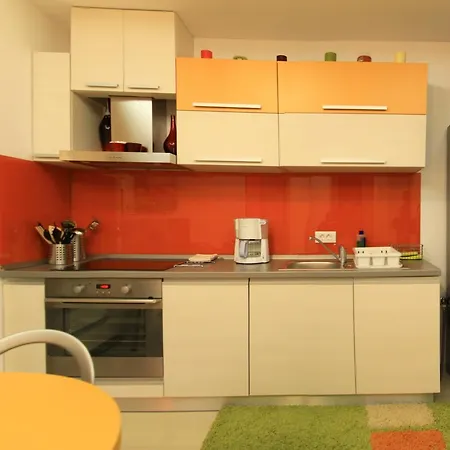 Suite Home Accommodation *