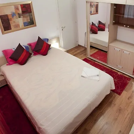 Suite Home Accommodation * Bükreş