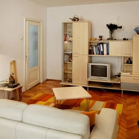 Suite Home Accommodation Bükreş
