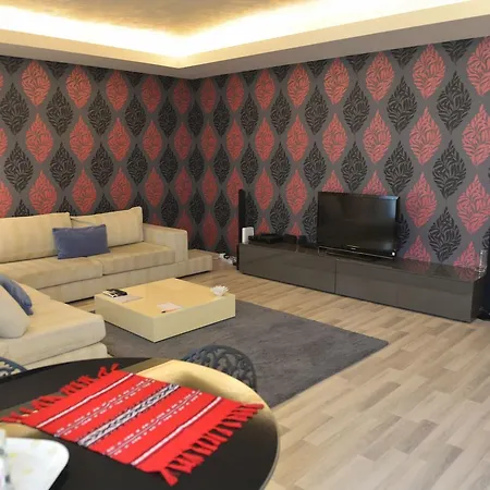 Suite Home Accommodation Daire *