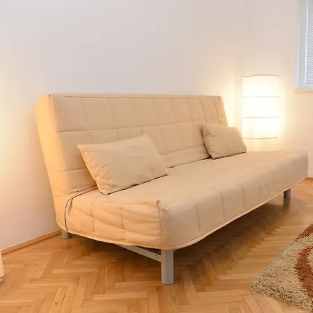 Suite Home Accommodation Daire