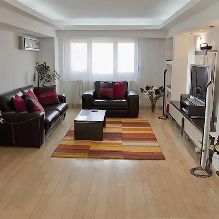 Suite Home Accommodation * Bükreş