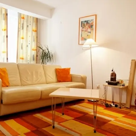 Suite Home Accommodation Daire *