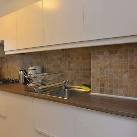 Suite Home Accommodation *
